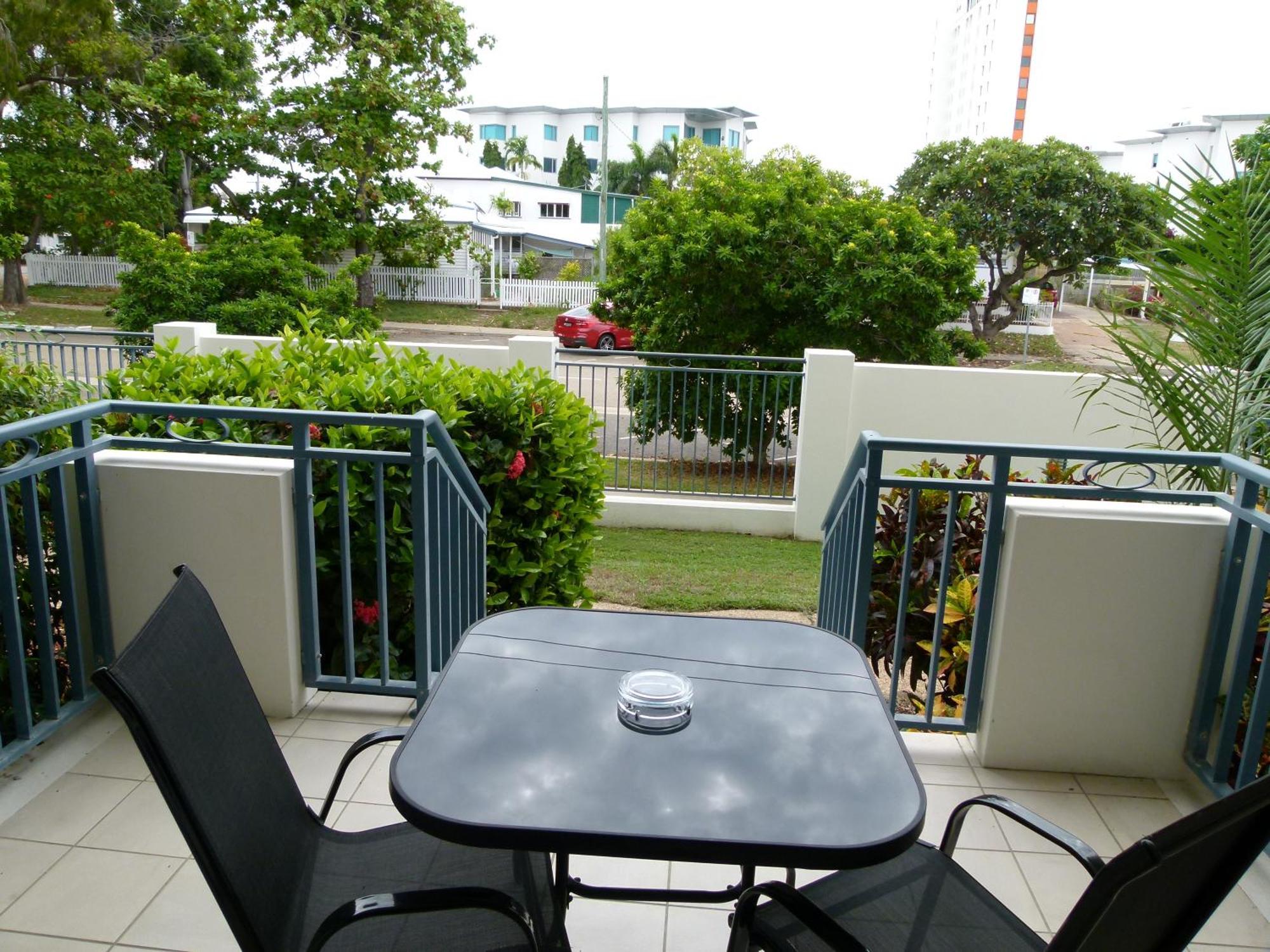 Madison Ocean Breeze Apartments Townsville Exterior foto